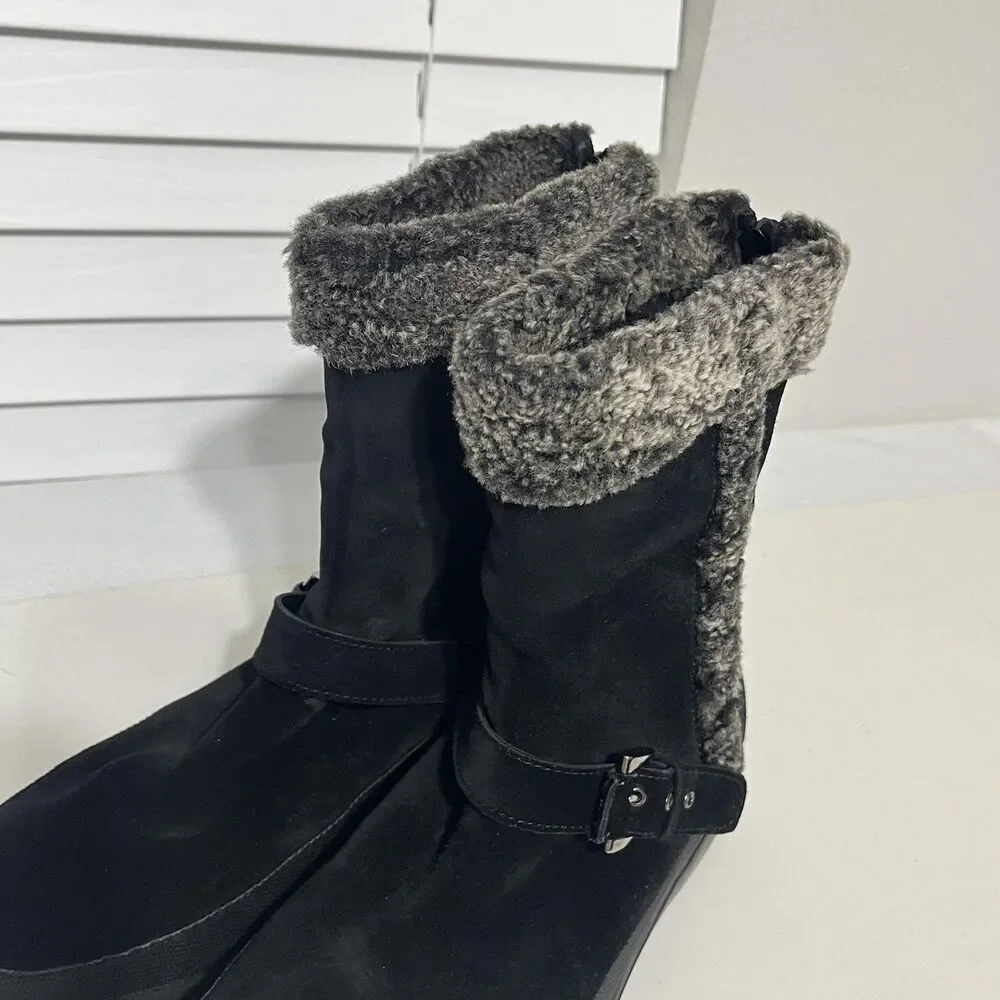 Stuart Weitzman Boots Womens Size 9.5 Black Suede Shearling Lined Zip Winter
